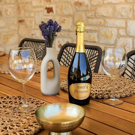 Villa Pinaza B - Luxury With Private & Sunset Views *